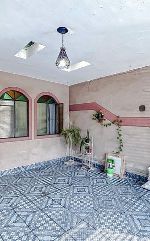 Casa à venda com 170m², 3 quartos e 2 vagasGaragem