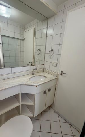 Apartamento à venda com 56m², 2 quartos e 2 vagas Apartamento à venda com 56m², 2 quartos e 2 vagasBanheiro