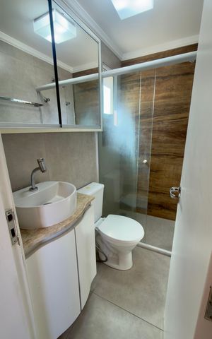 Apartamento à venda com 56m², 2 quartos e 2 vagas Apartamento à venda com 56m², 2 quartos e 2 vagasBanheiro