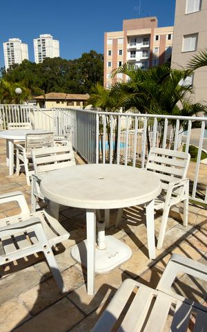 Apartamento à venda com 56m², 2 quartos e 2 vagas Apartamento à venda com 56m², 2 quartos e 2 vagasPiscina