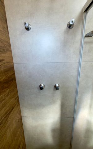 Apartamento à venda com 56m², 2 quartos e 2 vagas Apartamento à venda com 56m², 2 quartos e 2 vagasBanheiro