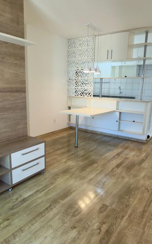 Apartamento à venda com 56m², 2 quartos e 2 vagas Apartamento à venda com 56m², 2 quartos e 2 vagasSala
