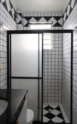 Apartamento à venda com 80m², 2 quartos e sem vagaBanheiro