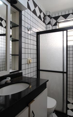 Apartamento à venda com 80m², 2 quartos e sem vagaBanheiro