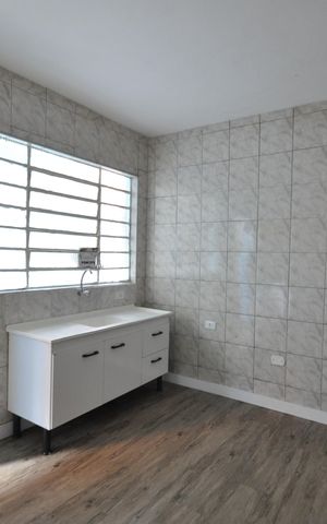 Casa para alugar com 65m², 2 quartos e 1 vagaCozinha