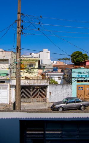 Casa à venda com 114m², 2 quartos e 2 vagas Casa à venda com 114m², 2 quartos e 2 vagasVista do quarto 2