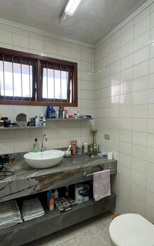 Casa à venda com 235m², 3 quartos e 2 vagas