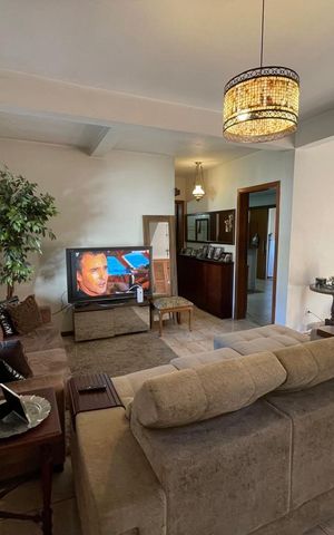Casa à venda com 235m², 3 quartos e 2 vagas
