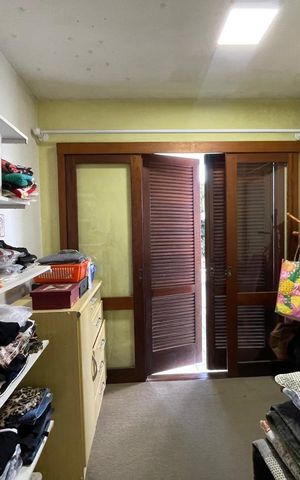 Casa à venda com 235m², 3 quartos e 2 vagas
