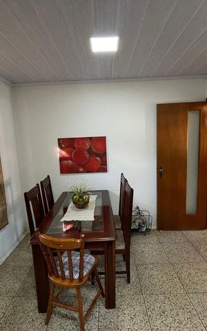 Casa à venda com 235m², 3 quartos e 2 vagas