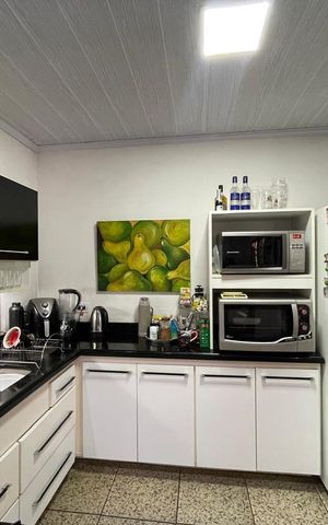 Casa à venda com 235m², 3 quartos e 2 vagas