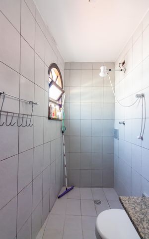 Casa à venda com 300m², 3 quartos e 7 vagas Casa à venda com 300m², 3 quartos e 7 vagasBanheiro da Suíte 3