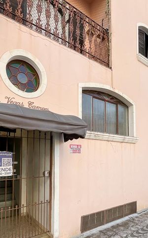 Apartamento à venda com 69m², 2 quartos e 1 vagaFachada + plaquinha