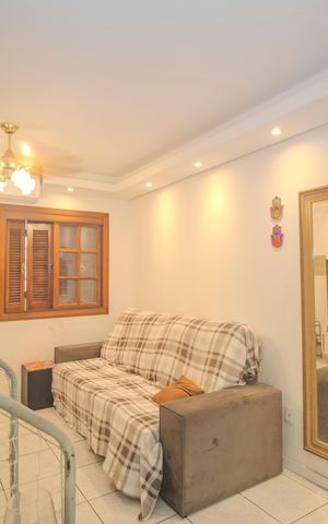 Casa de condomínio à venda com 100m², 3 quartos e 1 vaga Casa de condomínio à venda com 100m², 3 quartos e 1 vagaSala