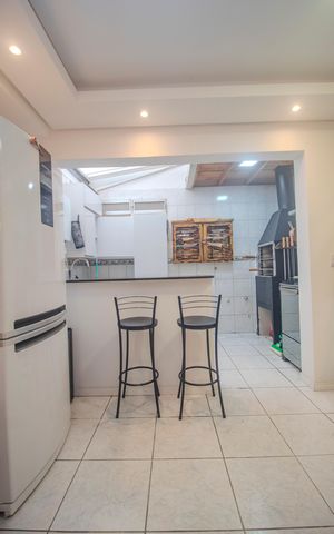 Casa de condomínio à venda com 100m², 3 quartos e 1 vaga Casa de condomínio à venda com 100m², 3 quartos e 1 vagaCozinha