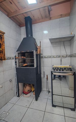 Casa de condomínio à venda com 100m², 3 quartos e 1 vaga Casa de condomínio à venda com 100m², 3 quartos e 1 vagaÁrea de Serviço/Churrasqueira