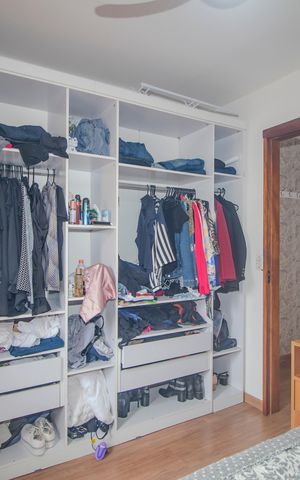 Casa de condomínio à venda com 100m², 3 quartos e 1 vaga Casa de condomínio à venda com 100m², 3 quartos e 1 vagaQuarto