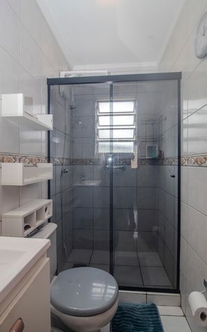 Casa de condomínio à venda com 100m², 3 quartos e 1 vaga Casa de condomínio à venda com 100m², 3 quartos e 1 vagaBanheiro