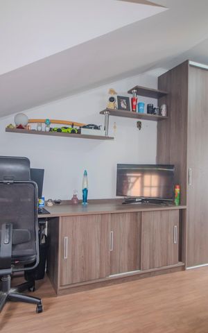 Casa de condomínio à venda com 100m², 3 quartos e 1 vaga Casa de condomínio à venda com 100m², 3 quartos e 1 vagaSala 2