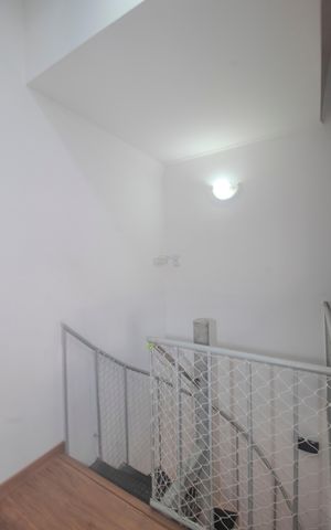 Casa de condomínio à venda com 100m², 3 quartos e 1 vaga Casa de condomínio à venda com 100m², 3 quartos e 1 vagaSala 2
