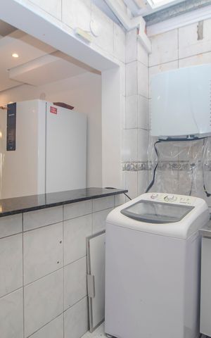 Casa de condomínio à venda com 100m², 3 quartos e 1 vaga Casa de condomínio à venda com 100m², 3 quartos e 1 vagaÁrea de Serviço/Churrasqueira