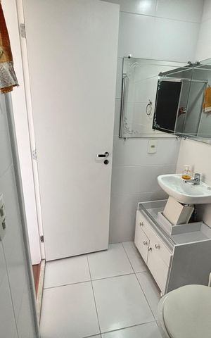 Apartamento à venda com 52m², 2 quartos e 1 vaga Apartamento à venda com 52m², 2 quartos e 1 vagaBanheiro da Suíte 1