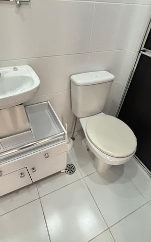 Apartamento à venda com 52m², 2 quartos e 1 vaga Apartamento à venda com 52m², 2 quartos e 1 vagaBanheiro da Suíte 1
