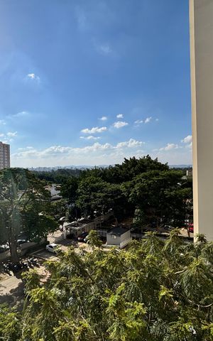 Apartamento à venda com 52m², 2 quartos e 1 vaga Apartamento à venda com 52m², 2 quartos e 1 vagaVista da Sacada