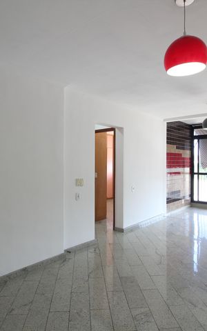 Apartamento à venda com 75m², 1 quarto e 1 vagaSala