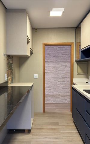 Apartamento à venda com 70m², 2 quartos e 2 vagas Apartamento à venda com 70m², 2 quartos e 2 vagasCozinha