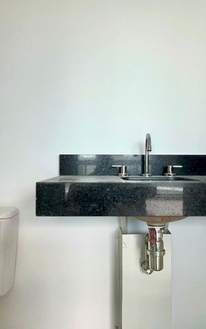 Studio à venda com 27m², 1 quarto e sem vaga Studio à venda com 27m², 1 quarto e sem vagaBanheiro