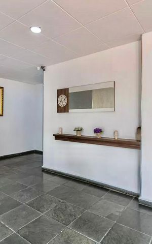 Apartamento à venda com 65m², 2 quartos e 2 vagas Apartamento à venda com 65m², 2 quartos e 2 vagasHall social