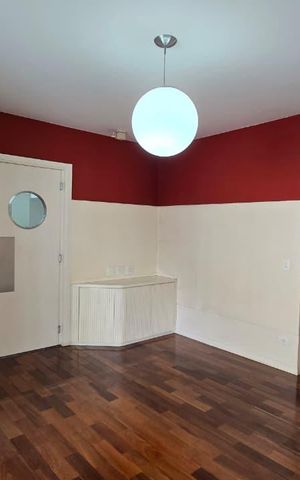 Apartamento à venda com 221m², 3 quartos e 4 vagasEntrada cozinha 