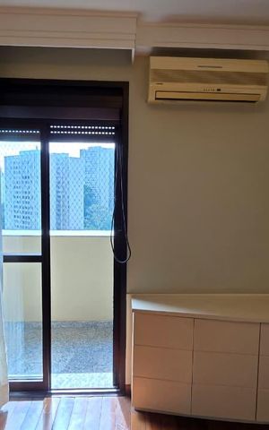 Apartamento à venda com 221m², 3 quartos e 4 vagasSuite 