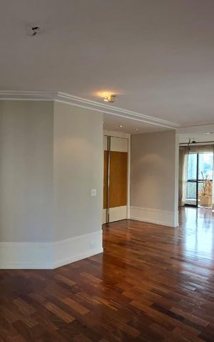 Apartamento à venda com 221m², 3 quartos e 4 vagasSala 