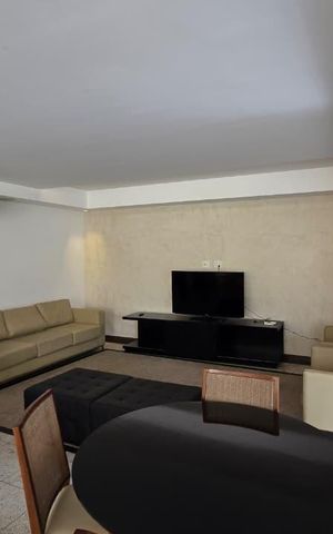 Apartamento à venda com 221m², 3 quartos e 4 vagasÁrea comum - Salão de festas