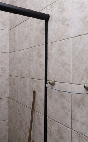 Casa à venda com 200m², 3 quartos e 3 vagasBanheiro 1