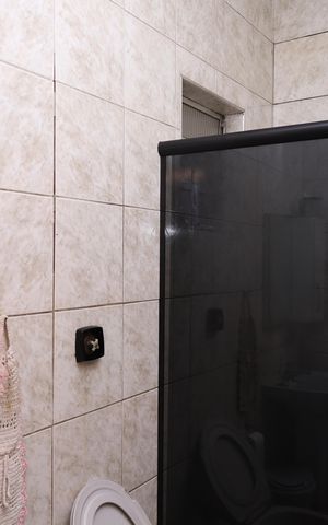 Casa à venda com 200m², 3 quartos e 3 vagasBanheiro 1