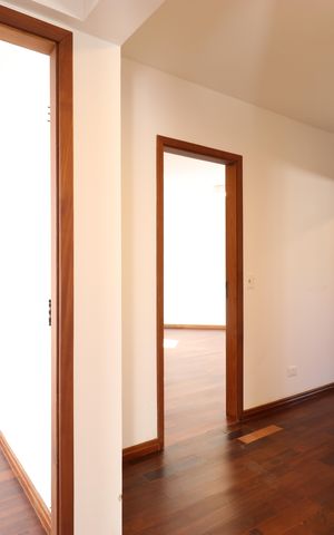 Apartamento para alugar com 237m², 3 quartos e 4 vagasDetalhe
