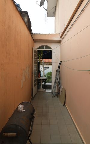 Casa à venda com 162m², 4 quartos e 5 vagasCorredor
