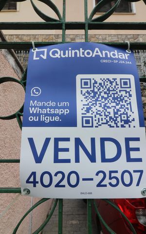 Casa à venda com 162m², 4 quartos e 5 vagasFachada