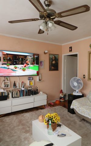 Casa à venda com 162m², 4 quartos e 5 vagasSala