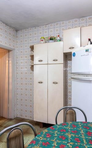 Casa à venda com 172m², 3 quartos e 2 vagasEdícula - Cozinha