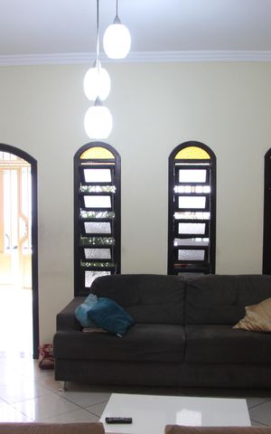 Casa para alugar com 350m², 4 quartos e 2 vagasSala 