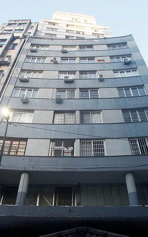 Apartamento à venda com 56m², 1 quarto e sem vagaFachada