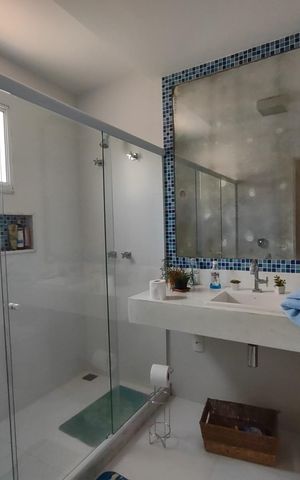 Casa à venda com 140m², 4 quartos e 4 vagas Casa à venda com 140m², 4 quartos e 4 vagasBanheiro