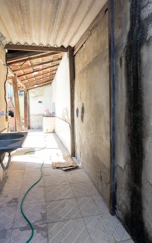 Casa à venda com 150m², 3 quartos e 3 vagas Casa à venda com 150m², 3 quartos e 3 vagasQuintal