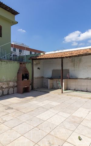 Casa à venda com 150m², 3 quartos e 3 vagas Casa à venda com 150m², 3 quartos e 3 vagasQuintal