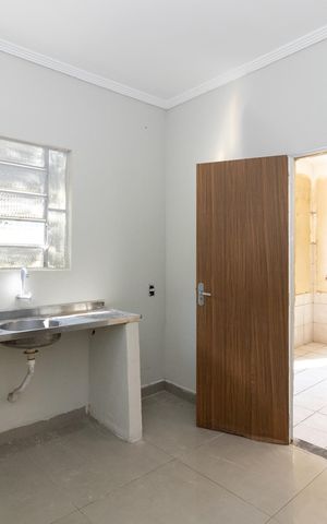 Casa à venda com 150m², 3 quartos e 3 vagas Casa à venda com 150m², 3 quartos e 3 vagasCozinha