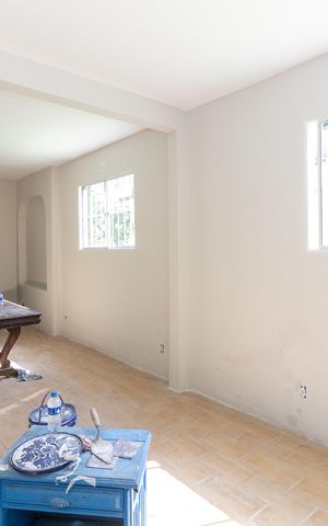 Casa à venda com 150m², 3 quartos e 3 vagas Casa à venda com 150m², 3 quartos e 3 vagasSala